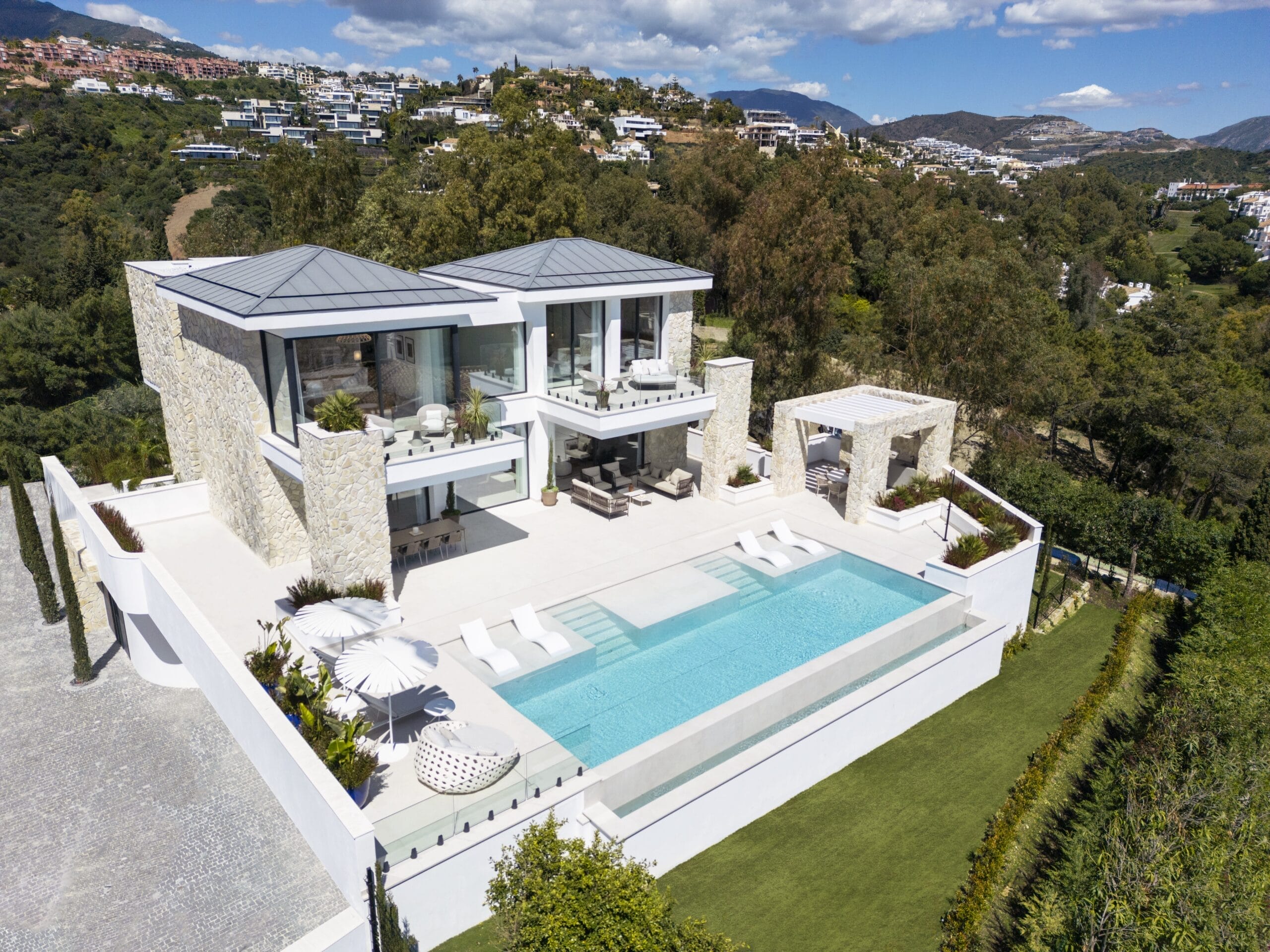 0486a1af-c90b-43fa-a39d-472dff884835 0486a1af c90b 43fa a39d 472dff884835 - Christie's Costa del Sol