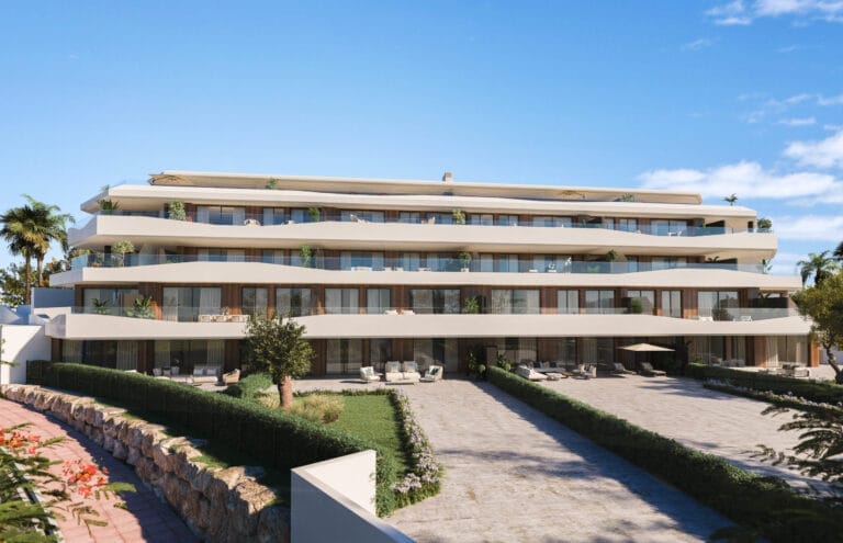 Exclusive Ground Floor Apartment with Spectacular Terrace, El Higueron, Fuengirola