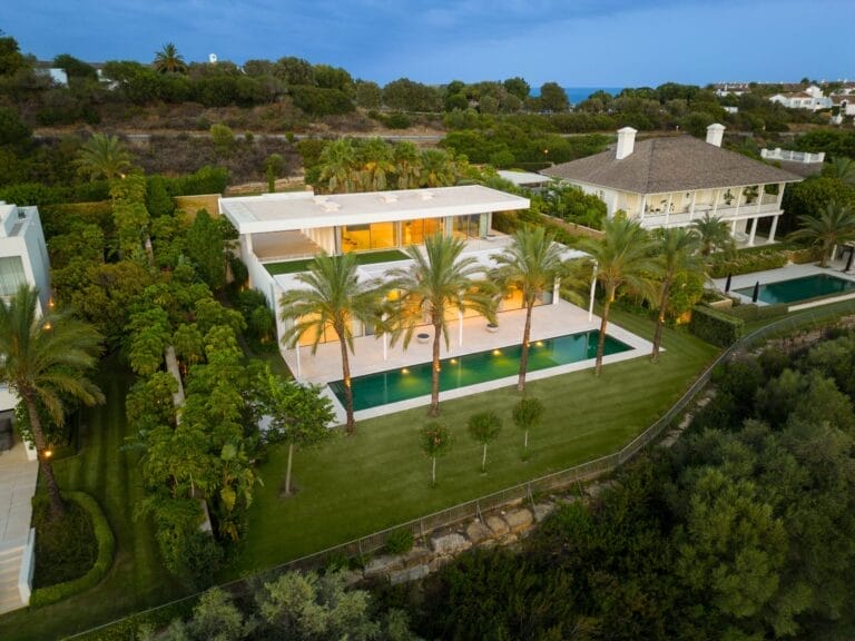 Contemporary villa next to the golf course, Finca Cortesín