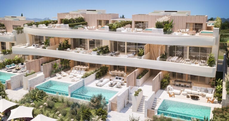 Ground Floor Duplex in front line beach, Marbella East, Las Chapas