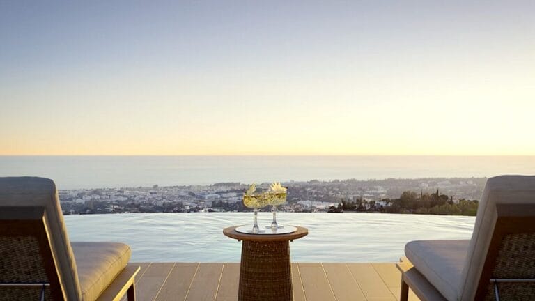 Exclusive newly built duplex penthouse with panoramic sea views and private pool in El Madroñal, Benahavis