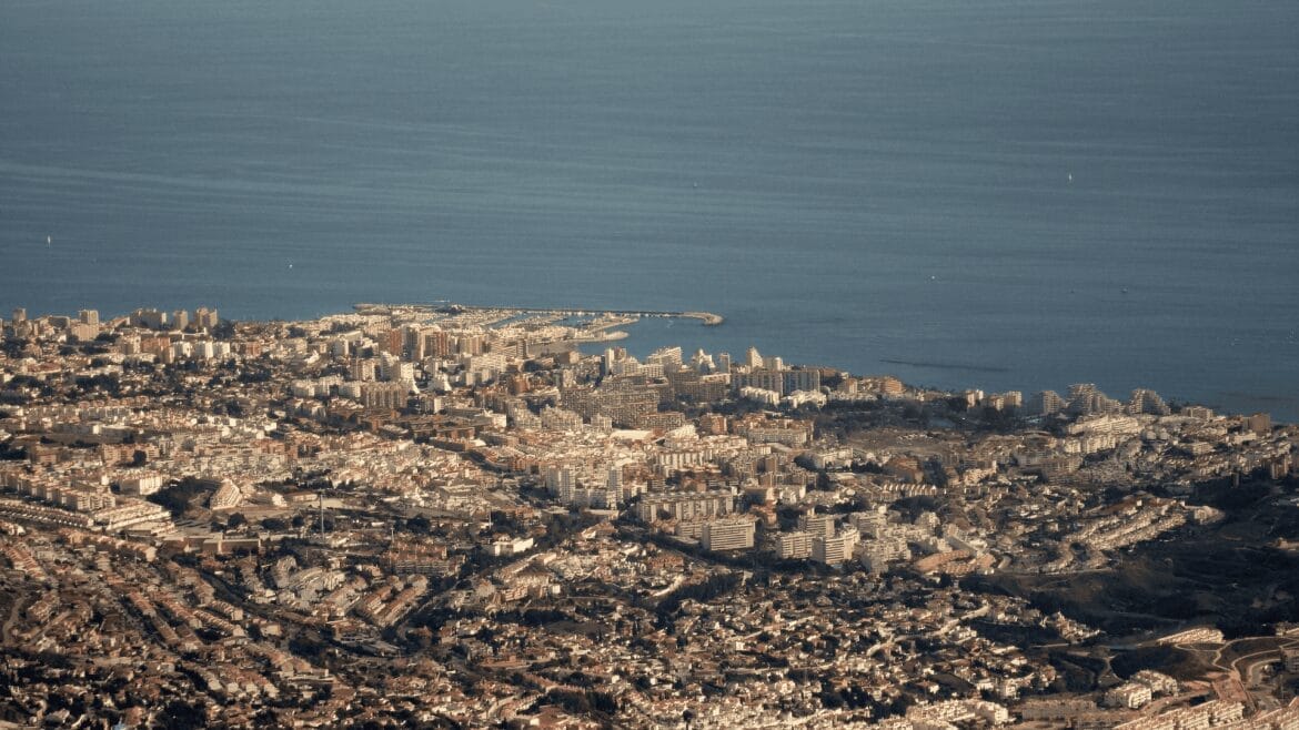Benalmádena views