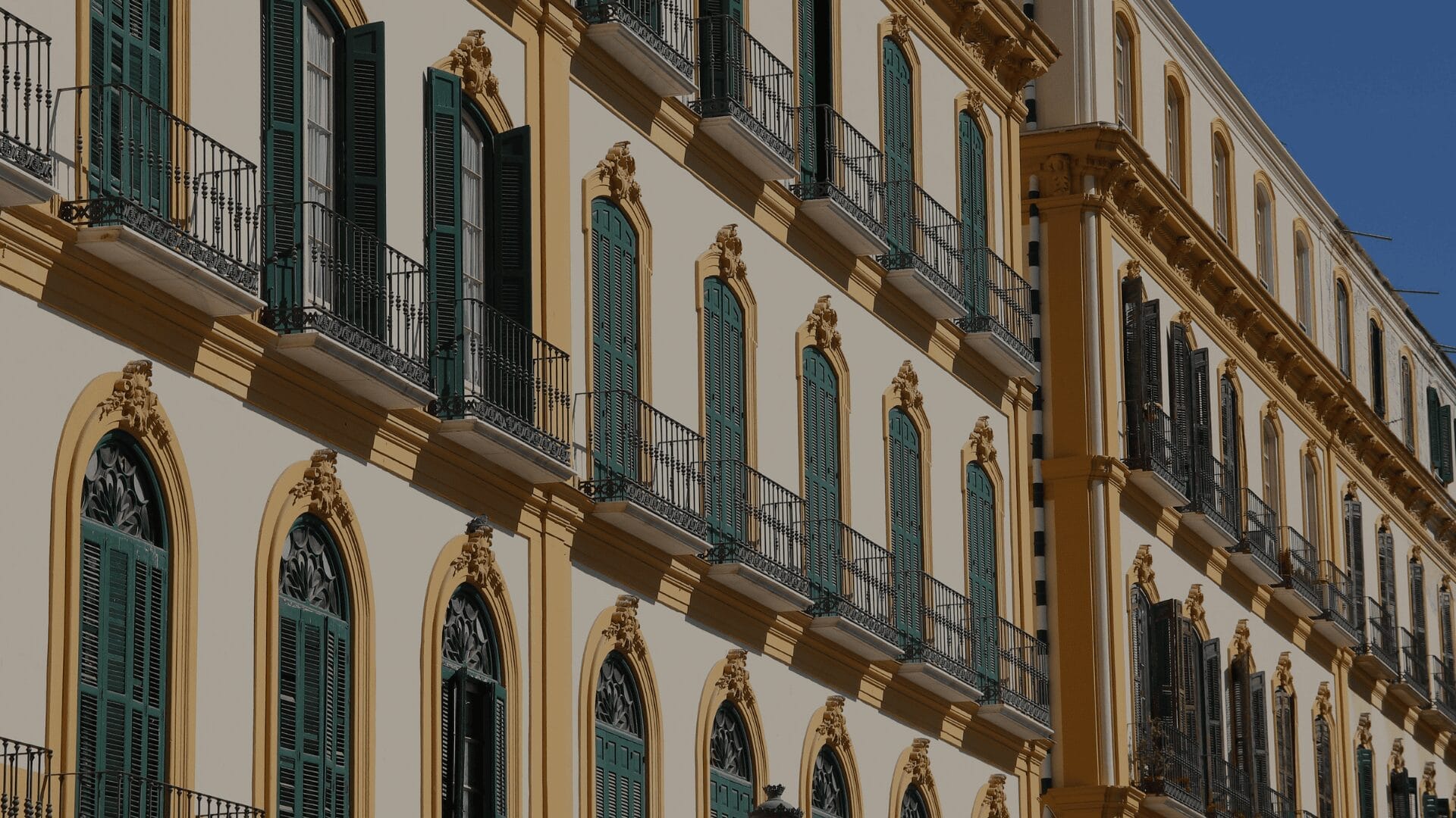 Buying-Property-in-M-laga-in-2025-A-life-changing Buying Property in M laga in 2025 A life changing - Christie's Costa del Sol