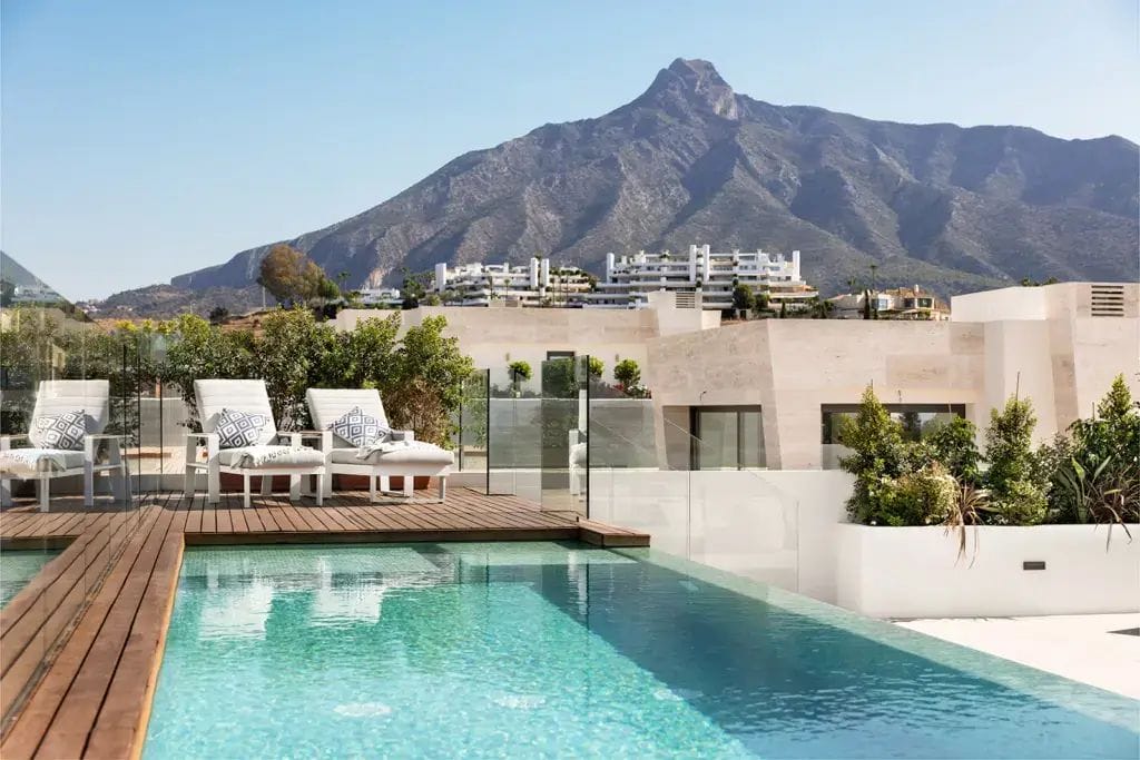 Stunning 4-Bedroom Sky Villa in the Heart of Epic, Marbella