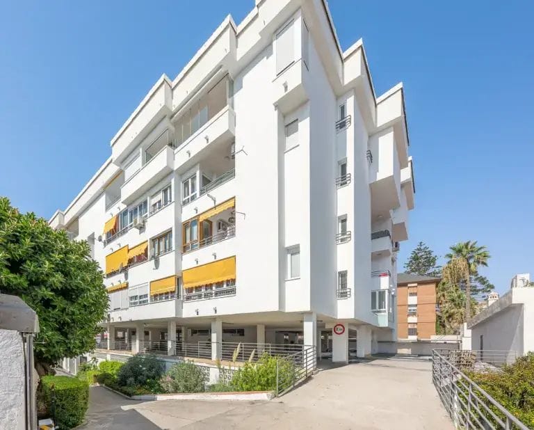 Urban residence with sea views in Pedregalejo, Málaga