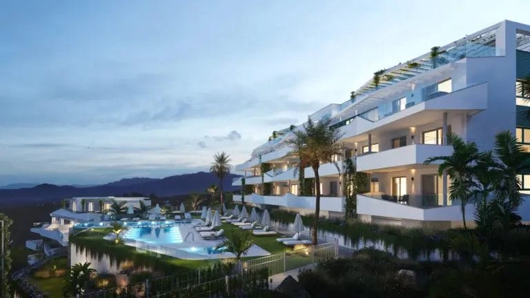 Exquisite complex with sea views, pool and gym in Mijas