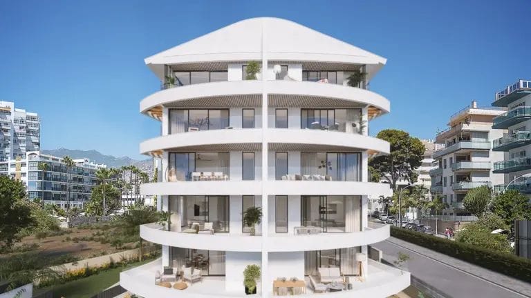 Luxury building next to Puerto Marina, Benalmádena costa