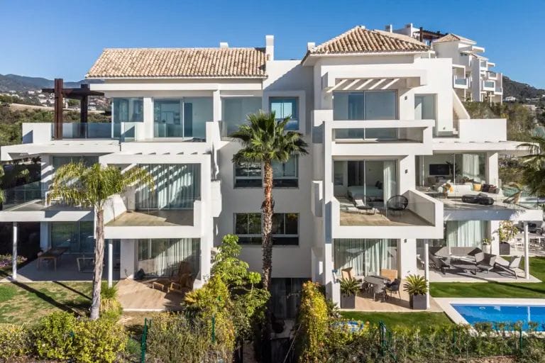 New Build apartments in Benahavis