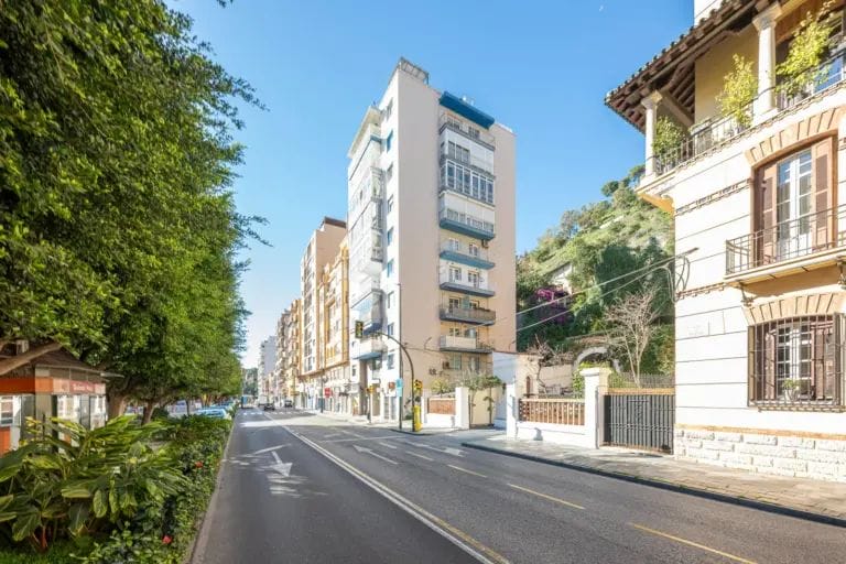 Elegant city apartment with Sea views, Málaga