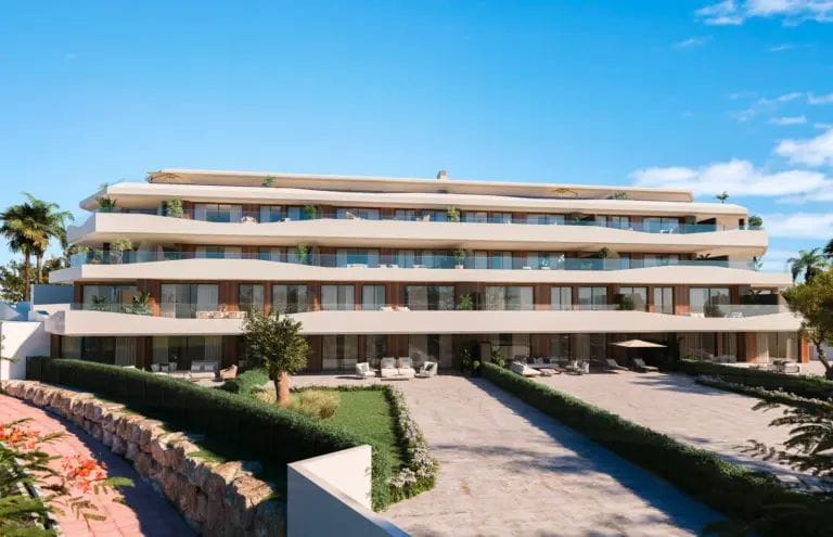 Complex in prestigious area El Higuerón, Fuengirola