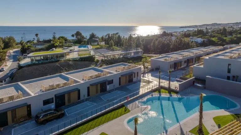 Incredible development on the frontline of the golf course in Mijas Costa