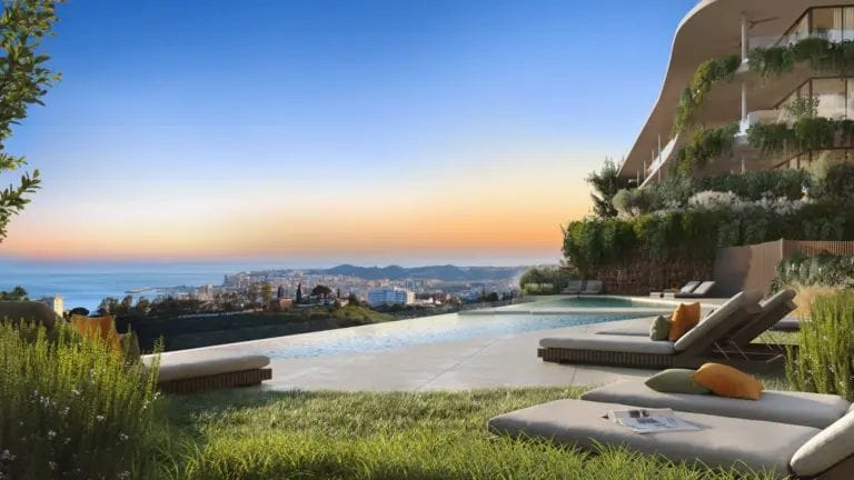 Spectacular complex with sea views