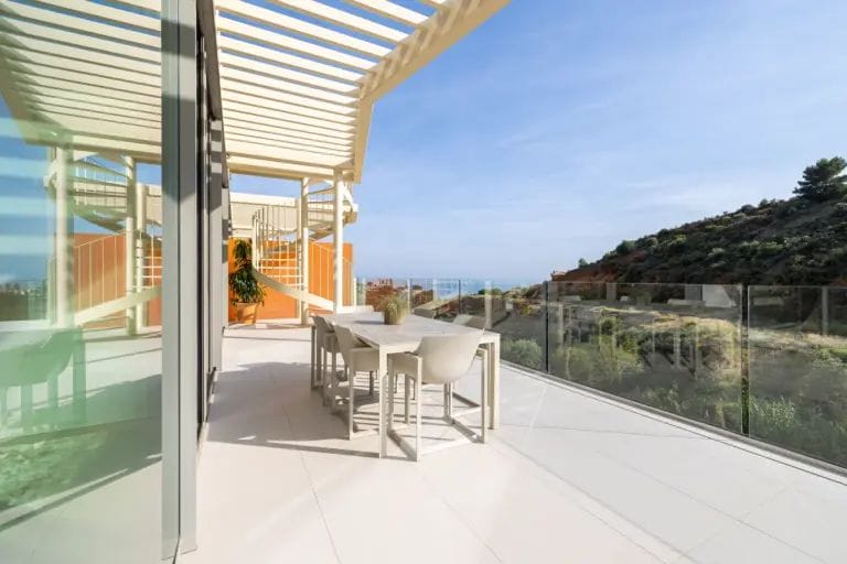 Stunning penthouses complex in El Higuerón