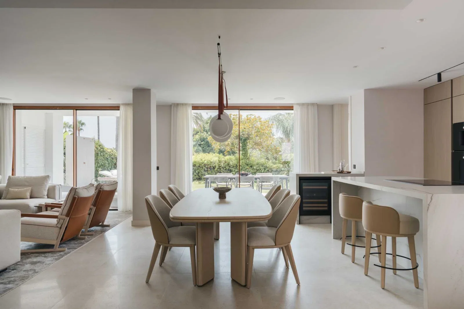 Exclusive penthouse ground floor with a private garden in Alcores del Golf, Nueva Andalucía Exclusive penthouse ground floor with a private garden in Alcores del Golf, Nueva Andalucía